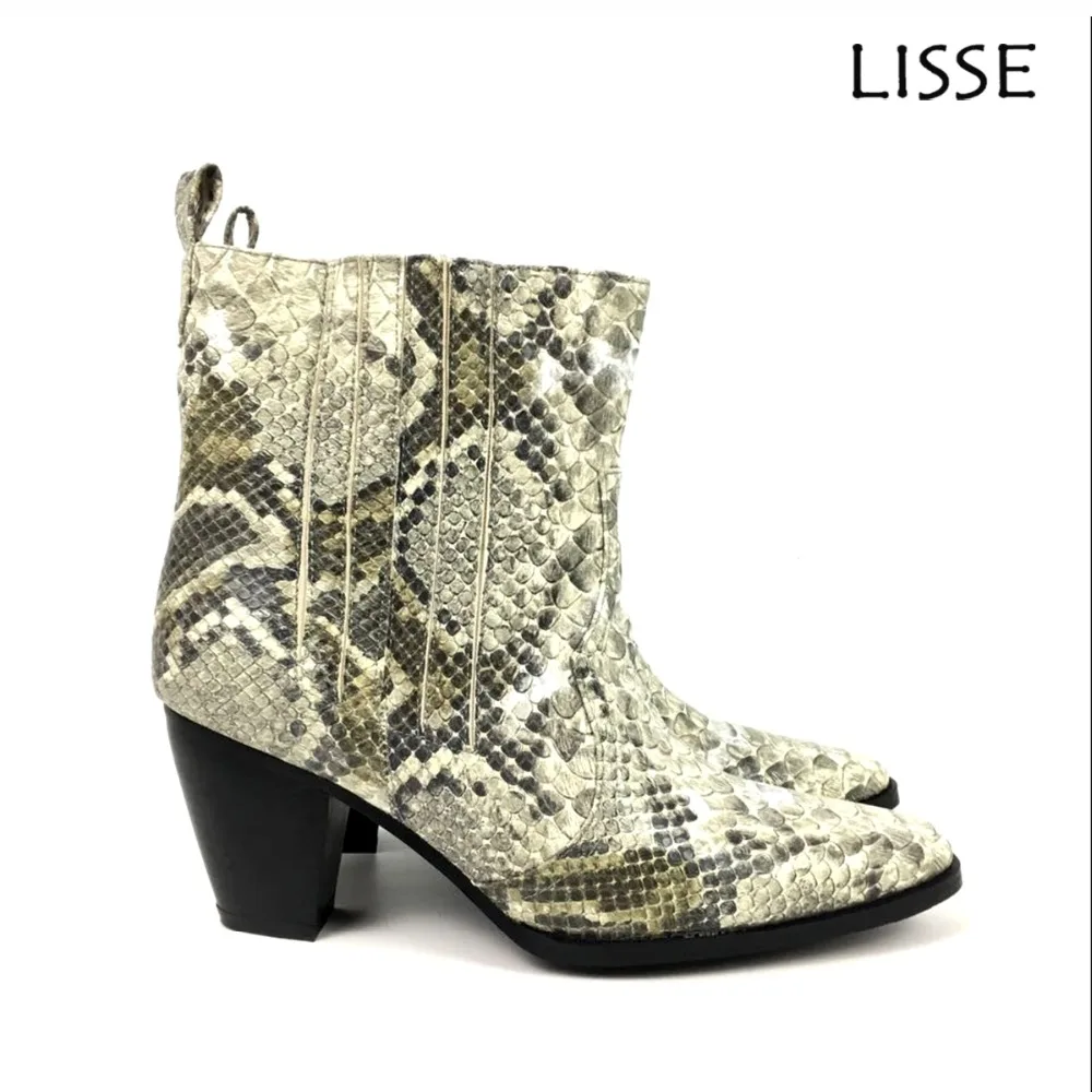

Womens Men Ankle Boots Square toe Mid Heel Ladies Winter Autumn Casual Booties Python Skin Pattern Slip On Aimirlly