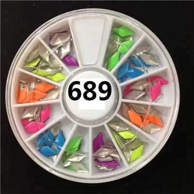 689