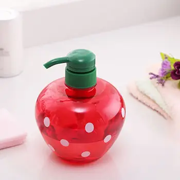 

500ml Cute Heart Shape Soap Dispenser Press Type Split Empty Pump Bottle Strawberry Polka Dot Printed Shampoo Shower Container