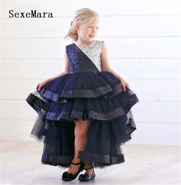 Sparkly Zilver en Deep Blue Pailletten Jurk Moe Tulle Peuter Baby Meisjes Verjaardag Partij Avondjurk met Boog Custom gemaakt Sparkly Zilver en Deep Blue Pailletten Jurk Moe Tulle Peuter Baby Meisjes Verjaardag Partij Avondjurk met Boog Custom gemaakt