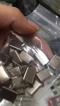 

100% New and original 21.47727 49u crystals