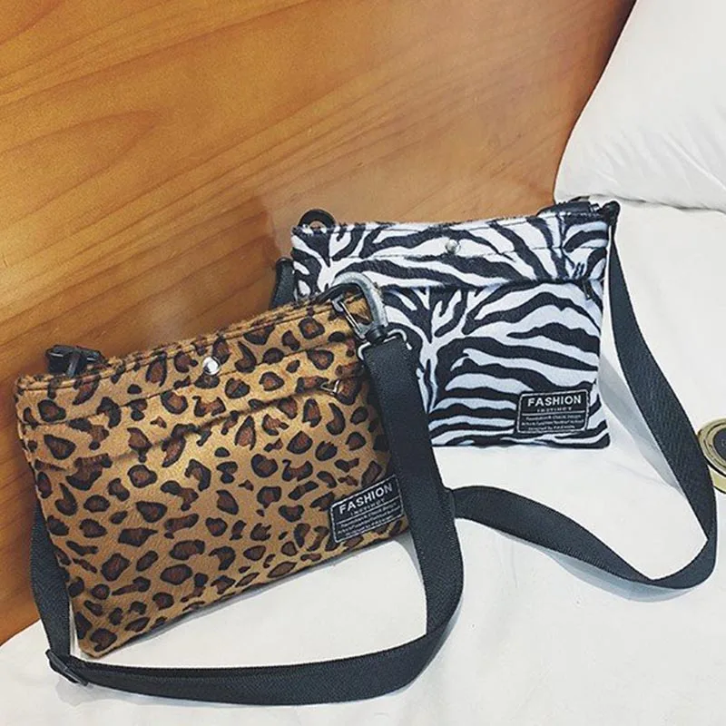 

Women Bag Personality Cool Leopard Printed Shoulder Bag Concise All-match Crossbody Bag