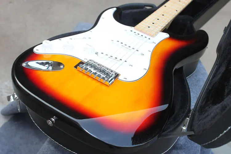 

Best Price Wholesale Price New style Stratocaster Signature 6 Strings Left Hand ST electric guitar Sunburst in stock