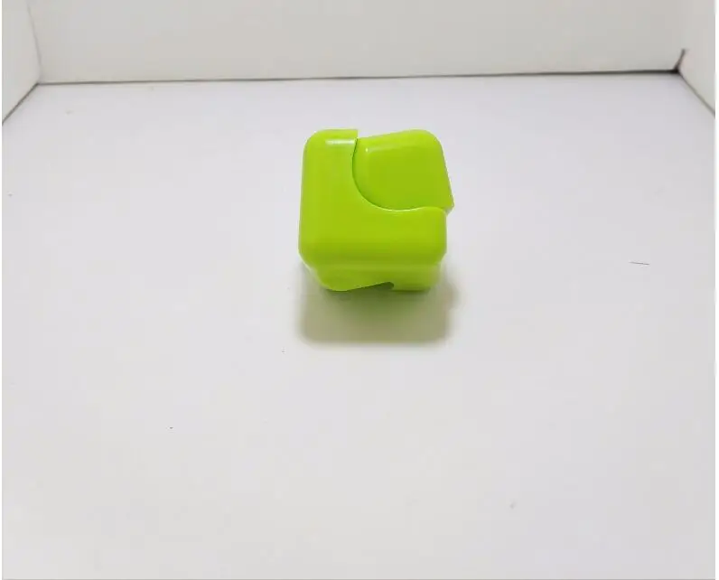 Внутри 360 палец ротатор кубический пластик гироскопа последние рельеф давление взрослых детей Радуга спинер игрушка