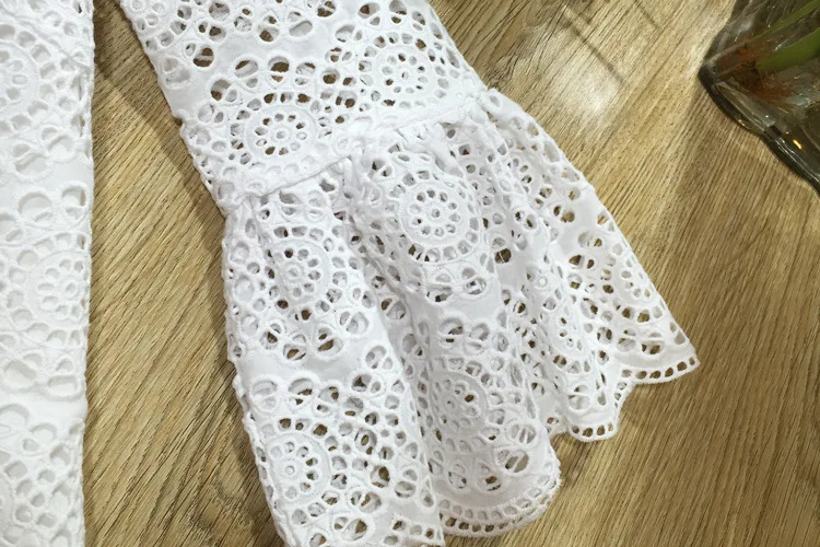 8930207841_2032249327