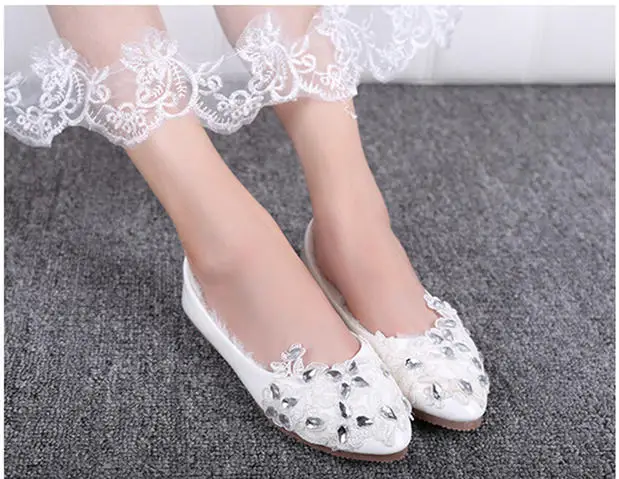 

Free Shipping 34-42 3 Size Women Winter White Color Flats Girl Keep Warm Plush Short Boot Female Rhinestone Shoe Student Casual