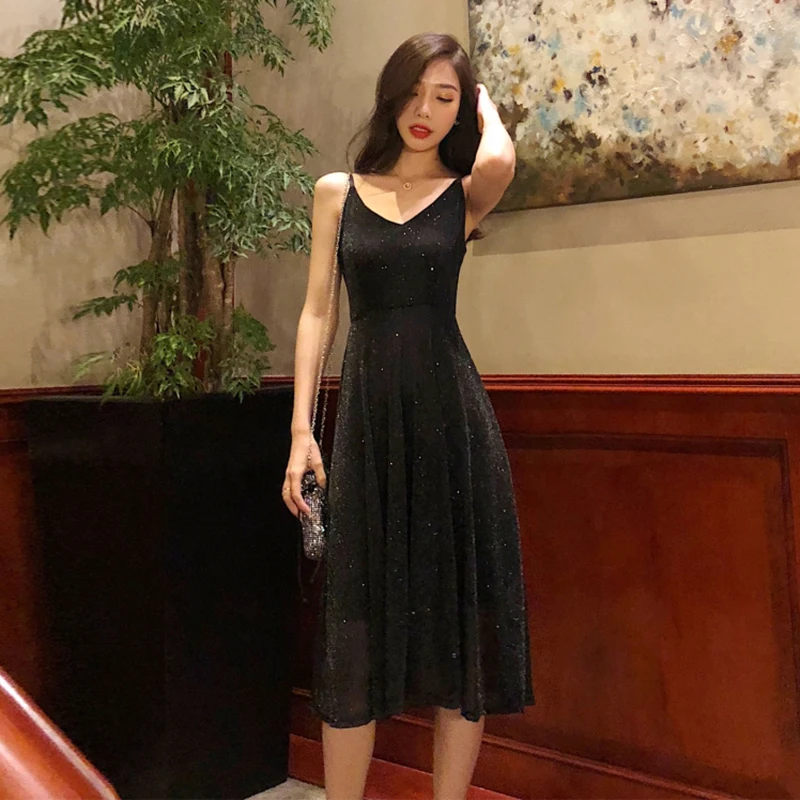 

Summer Sling Dress Sequins Solid Color Slim Simple Elegant Chic V-neck Dress Sexy Gorgeous Black Spaghetti Strap Ladies Dresses