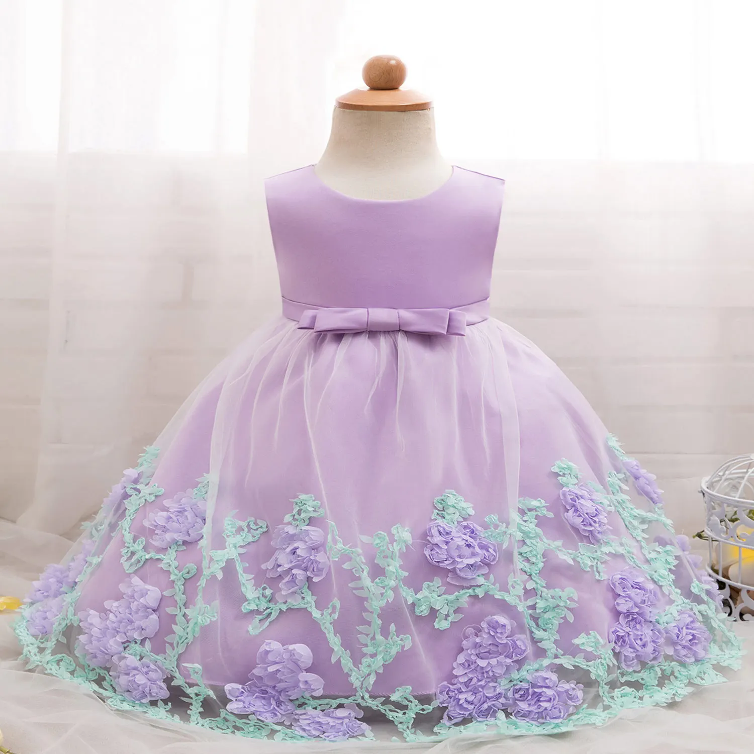 Новое Детское платье в стиле Лолиты на день рождения, платья принцессы для девочек, костюм, нарядная одежда без рукавов с кружевной сеткой и цветочной вышивкой