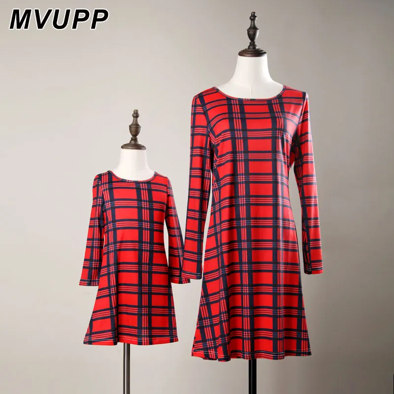 

Christmas Print style Mother daughter dresses Fashion Family Matching Outfits Long Sleeve Family look Santa Claus Christmas gift