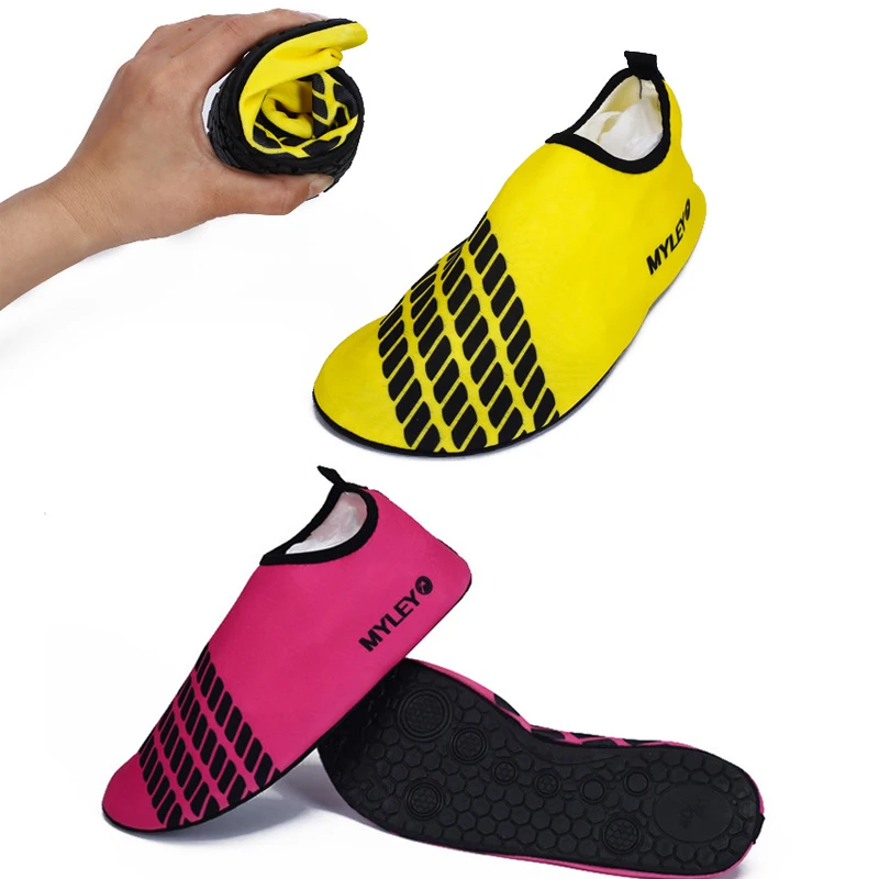 

Sneakers For Men Stretch Fabric Beach Water Shoes Summer 2017 Comfortable Sport Footwear Lightweight Outdoor Aqua Shoes