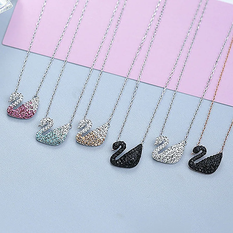 Black Swan Necklace 