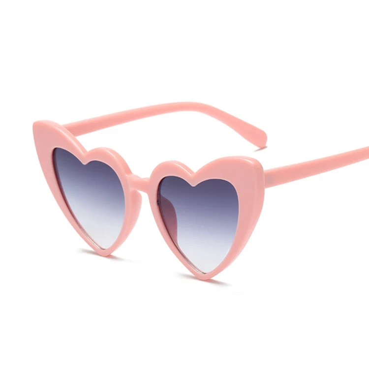 New Fashion Love Heart Sunglasses Women Cute Sexy Retro Cat Eye Vintage Mirror Sun Glasses Female Black Oculos De Sol fashion sunglasses Sunglasses