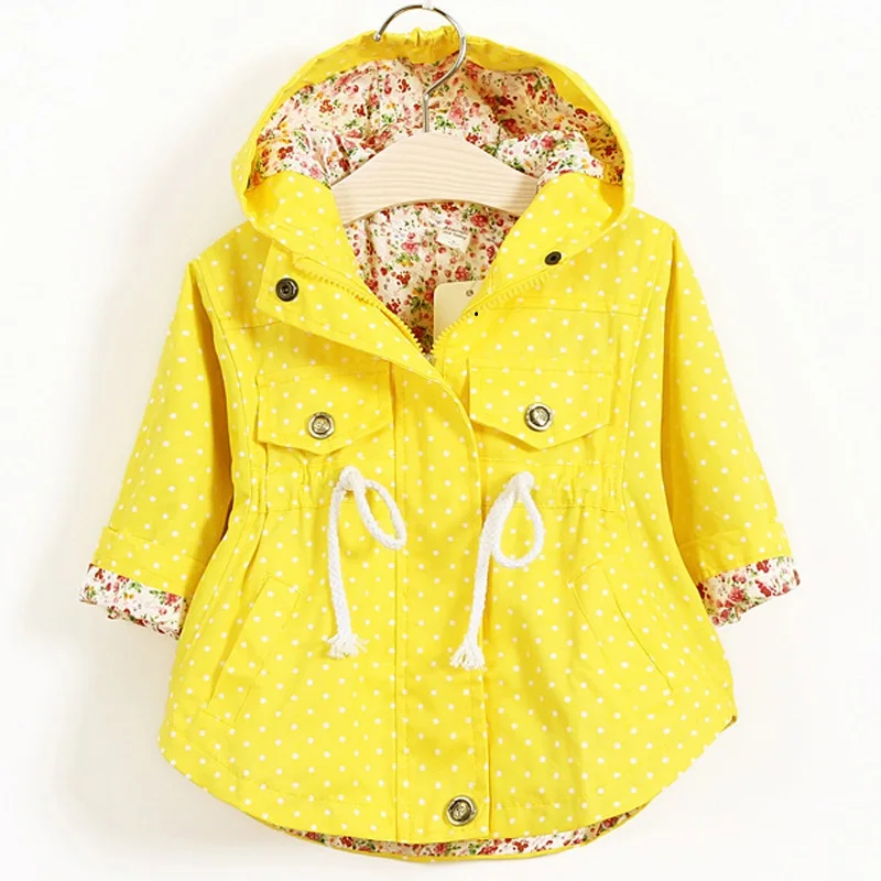 

2017 New Fashion Girls coat Dot long sleeve hooded batwing coat dust coat jacket Collect waist otterwear autumn style Baby wear