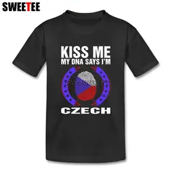 Kiss Me моей ДНК говорит, что я Чешский футболки девушка отпечатков пальцев флаг Футболки для женщин детская футболка верхняя одежда для Обувь