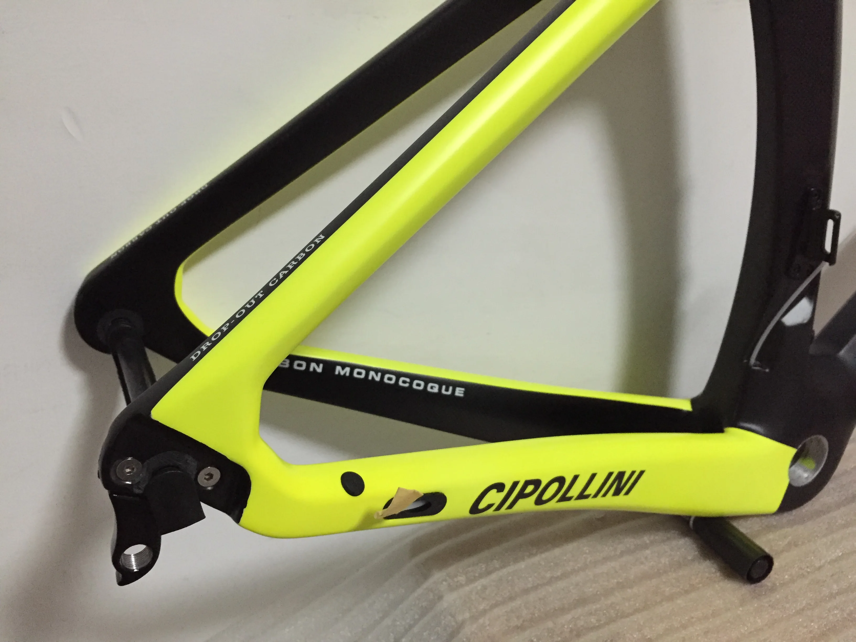 Top Yellow Cipollini NK1K Disk Carbon Road Complete bike 1k with R7020 R8020 groupset glossy 4 Top Yellow Cipollini NK1K Disk Carbon Road Complete bike 1k with R7020 R8020 groupset glossy 4