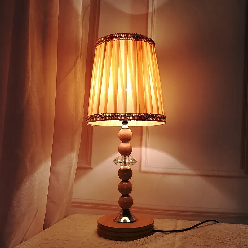 Europe table lamp LED Nordic wood crystal desk indoor lighting post-modern bed room modern shop Office decoration light fixture Europe table lamp LED Nordic wood crystal desk indoor lighting post-modern bed room modern shop Office decoration light fixture