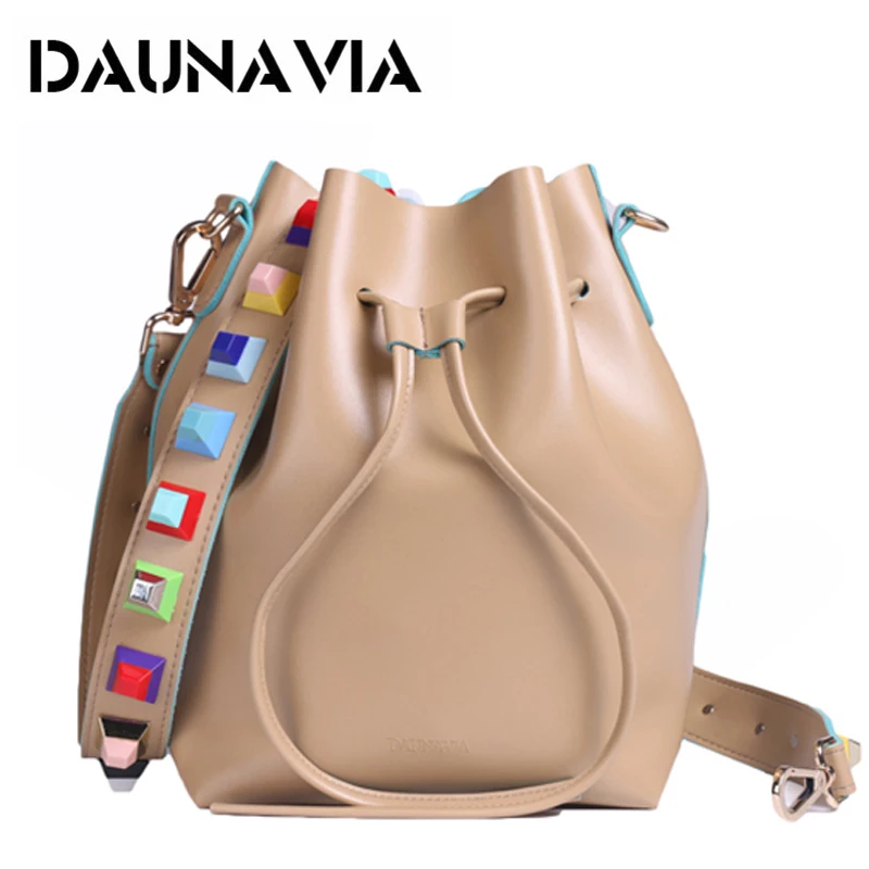 

DAUNAVIA 2017 New Fashion High quality leather Women bags Rivet shoulder strap bag Designer Bucket Bag large capacity bag