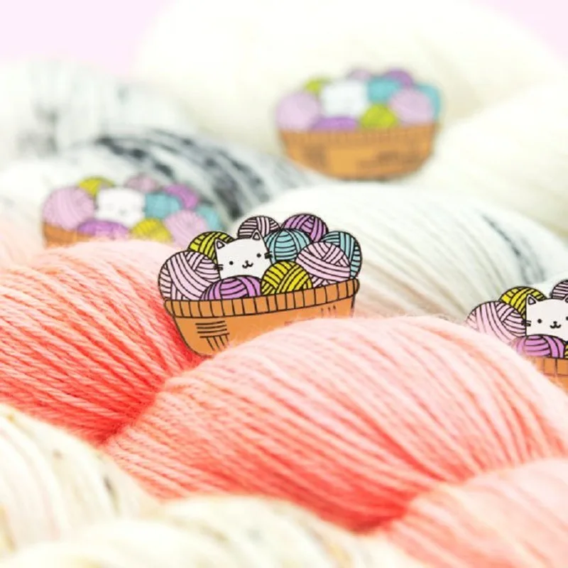 

Hot style cowboy badge cat wool ball bento box brooch collar brooch