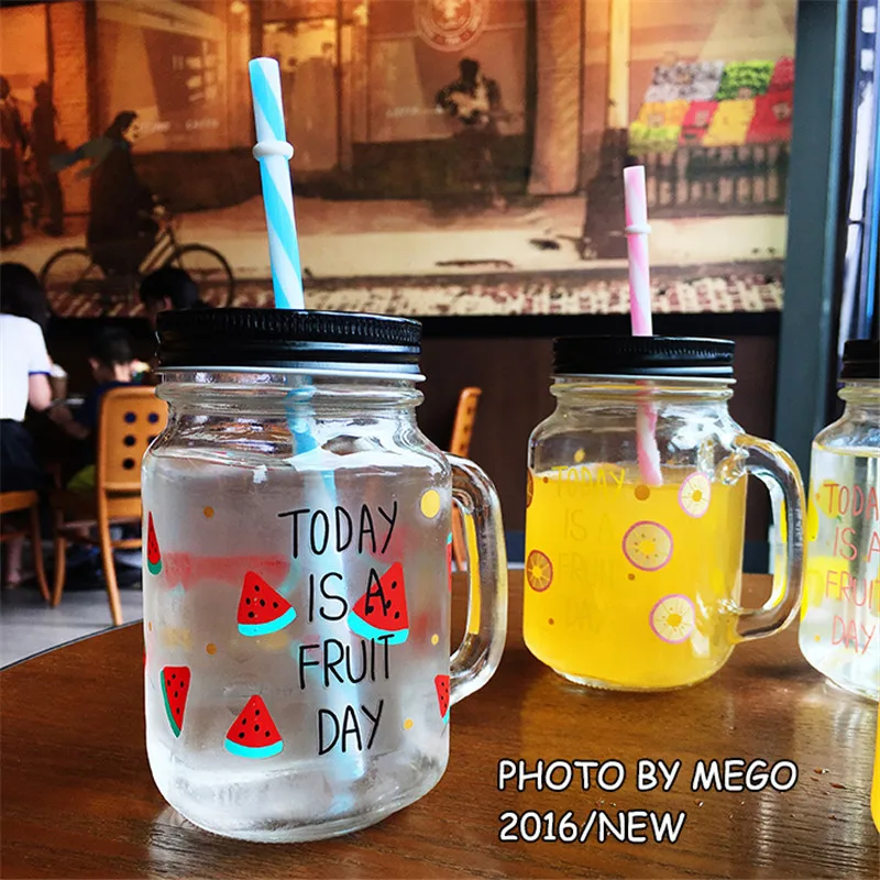 

Summer Star Straw Mason Jar Transparent Glass Bottle for Ice-cream Tea Beer Beverages Eco-Friendly Cover with Hole
