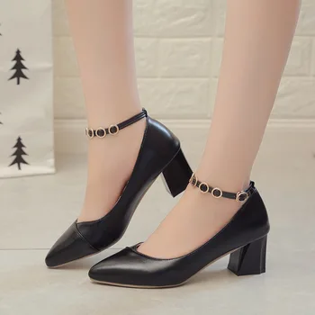 

2018 autumn new pointed thick with women's leather shoes ankle with a large size single shoes with shallow mouth women's shoes