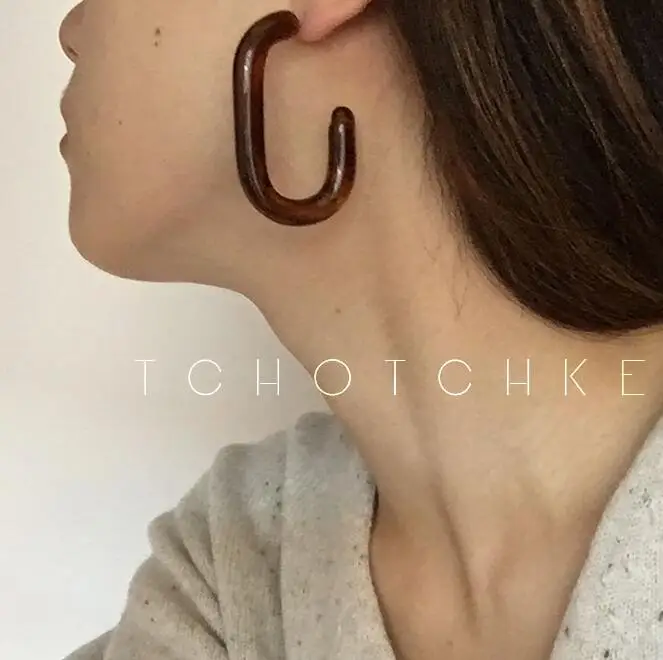 

Resin Geo Irregular Cutout Open U Stud Earring Party show runway Women Gift Brincos punk Hiphop Ins Korean Style boucle d'ore