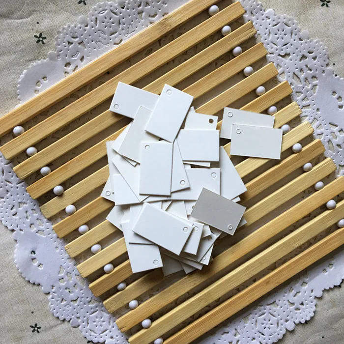 

500PCS 1.5x2.5cm Square Blank Kraft Paper Tag Small Gift Tags Card Jewelry Tag Garment Tag Price Label