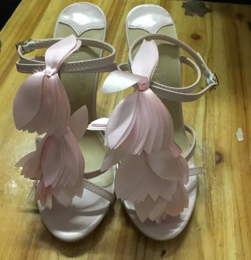 Лидер продаж женские сандалии-гладиаторы на высоком каблуке большого размера 35-43 женские богемные свадебные туфли с розовыми цветочками элегантные женские босоножки