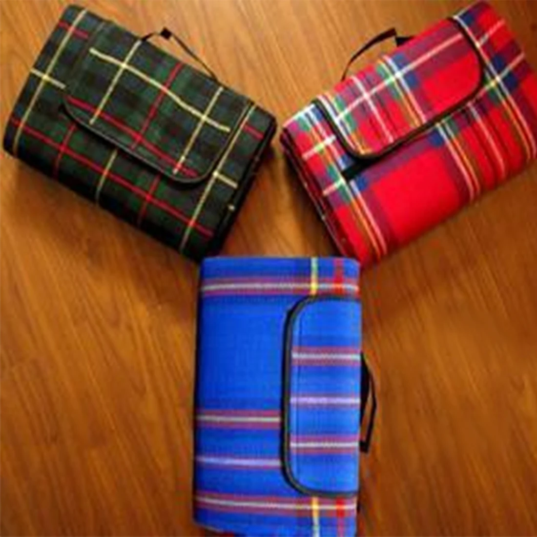 150x200 سنتيمتر المحمولة للماء في الهواء الطلق التخييم حصيرة نزهة حصيرة منقوشة الشاطئ بطانية متعددة السياحية حصيرة الطفل تسلق بطانية