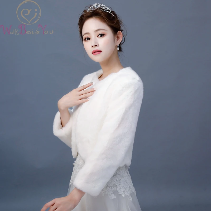 Walk Beside You Chaqueta Fiesta Mujer Winter Three Quarter Long Sleeves Faux Fur Wedding Jacket Warm Bridesmaid Boleros Estolas