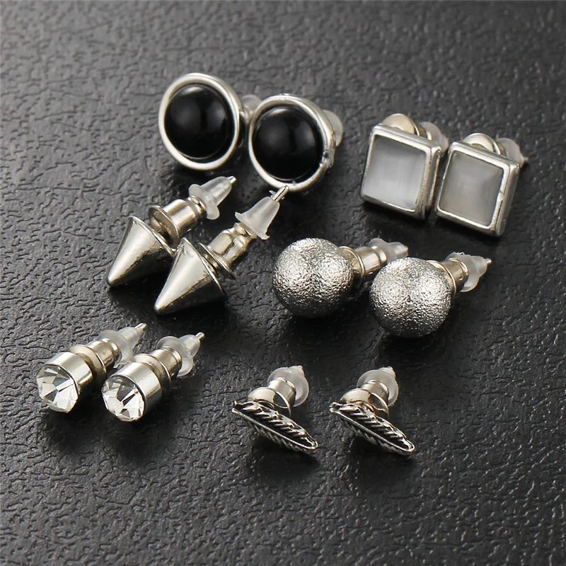 

Geometric Metal Black Unisex Stud Earrings Fashion Punk Round Small Stud Earrings For Women Men Jewelry Earrings Set 2019 New