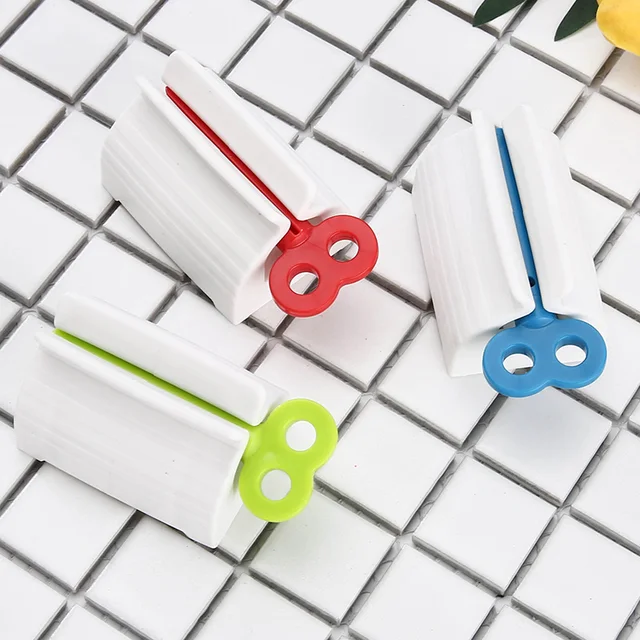 Toothpaste Squeezer Device