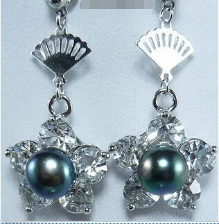 

FREE SHIPPINGGenuine AA Black Pearl 18KWGP Crystal Fan Star Stud Earrings