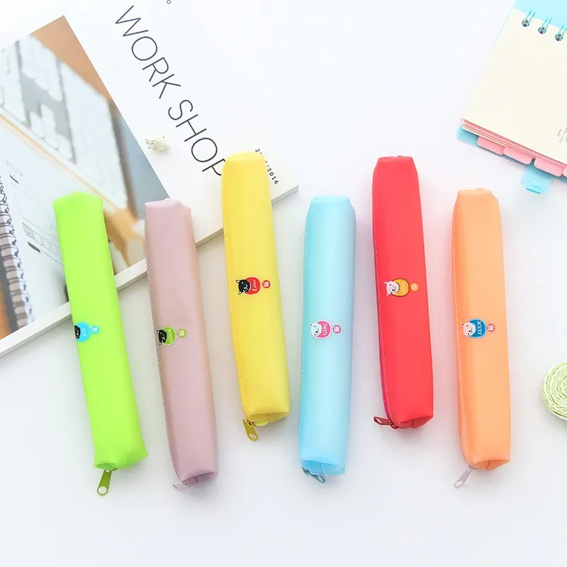 

1 pcs Color animals strip silicone zip Pencil Bag kids Pencil Case School Supplies Cosmetic Bag children gift kawaii stationery