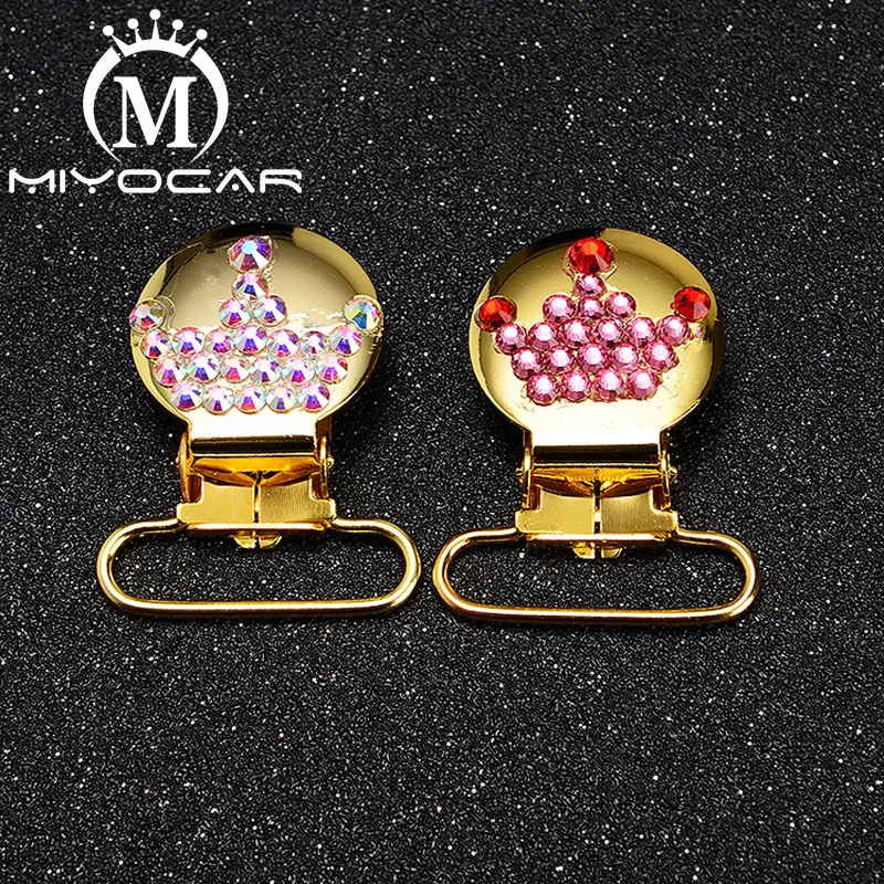 

MIYOCAR 10pcs/lot bling unique crown round shape gold sliver pacifier clip pacifier holder good quality SP028