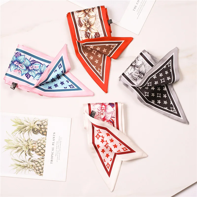 

2019 New Women's Skinny Scarf Long Print Spring Neckerchief Tie Female Bag Handle Scarves Accessories Fashion Hair Scarf 85X10CM