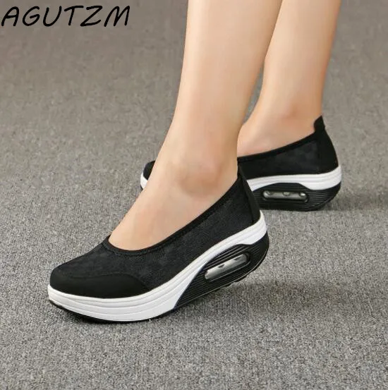 

AGUTZM Casual shoes women 2018 hot Comfortable breathable mesh platform women shoes Shook His Slimming Shoes
