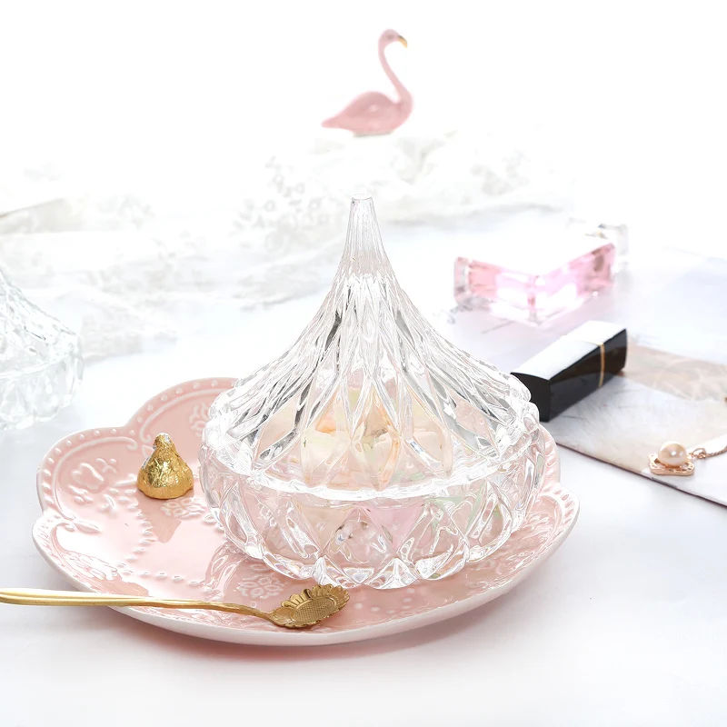 

Creative Kiss Covered Box Crystal Diamond Transparent Glass Box Mini Cute Sugar Cans Jewelry Box with Cover Gift Trinket Boxes