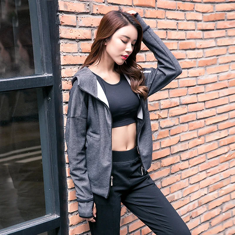 

New Kind of Fitness Sports Sanitary Clothes Outdoor Running Fitness Yoga Coat