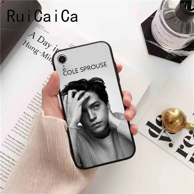 American TV Riverdale Series Cole Sprouse Face