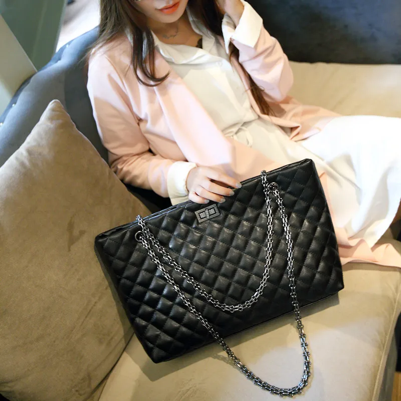 

Diamond Chain Woman Package Sheepskin Single Shoulder Portable Will