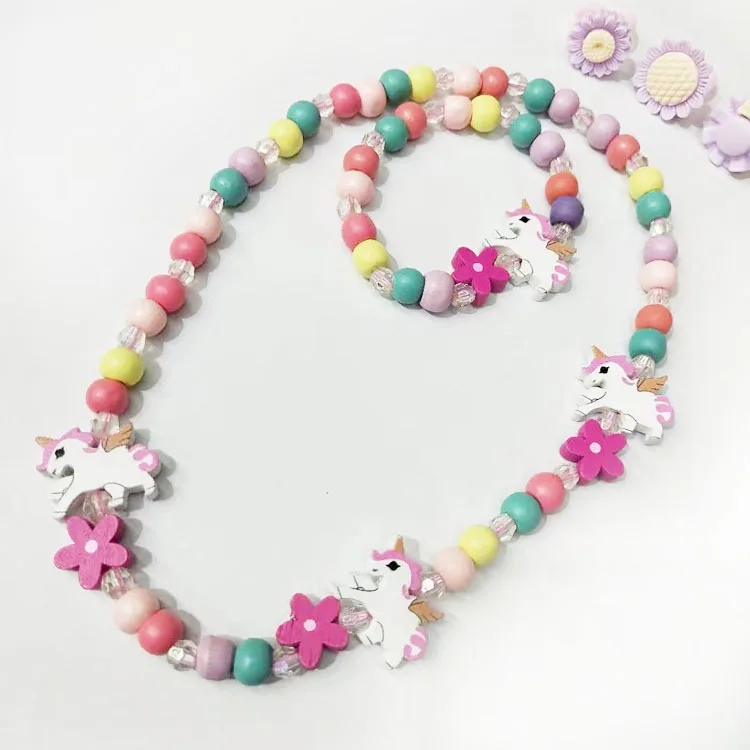 Charming Cartoon Animal and Flower Jewelry Set for Kids - Adorable Sweater Necklace and Bracelet Gift