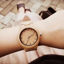 2017 festival Memorial Day cadeau Enmex dame taille simple lumière couleur Bambou montre-bracelet à la main en bois naturel quartz montres