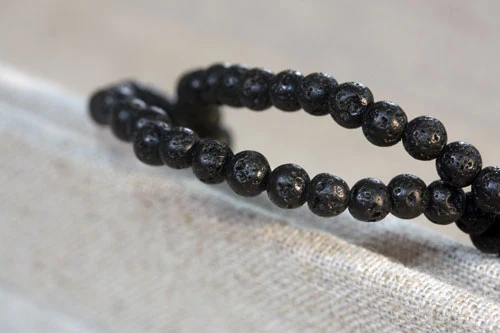 2019-New-Design-Natural-Lava-Stone-Two-Row-Tibetan-Buddhism-Bracelet-With-The-Third-Eye-Of-Budda-Charm-Thin-Jewelry (9)