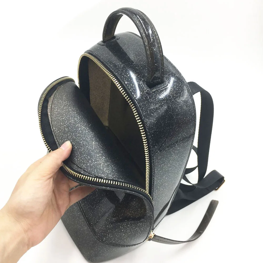 5571846897_1422641317