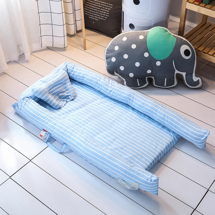 Foldable-Baby-Travel-Bed-Portable-Newborn-Nursery-Crib-Sleep-Pod-with-Cot-Bed-Bumper-Mattress-Baby-Pillow-Bedding-Set-for-0-24M-08
