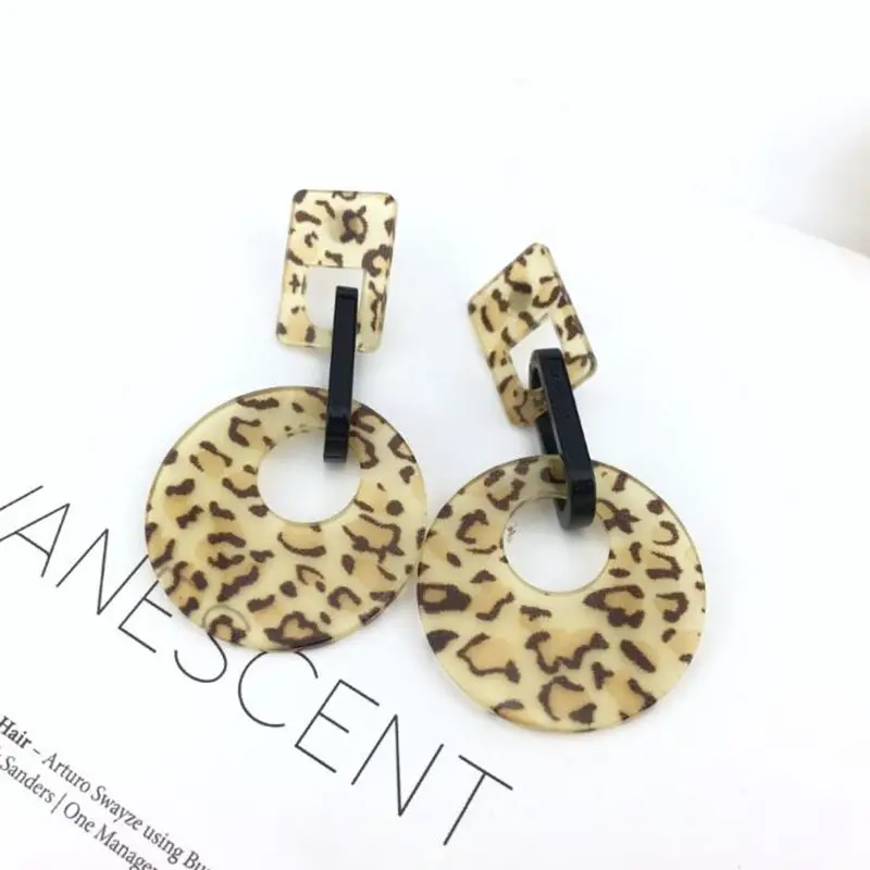 

Geometric Hollow Round Leopard Women Earrings European Fashion Vintage Jewelry