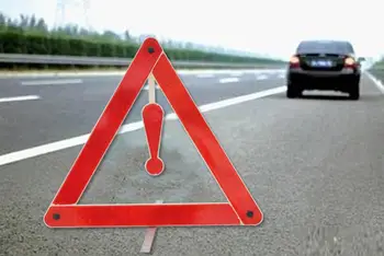 

Car Rear Warning Board Stop Vehicle Danger Reflective Emergency Warning Tripod Roadway Safety Parking Safety Triangle Sign