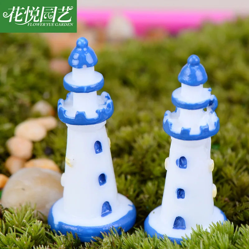 

2 Pcs Landscape Decoration Ornaments Mediterranean Wind White Blue Lighthouse Handmade Aquarium Ornaments Garden Miniature