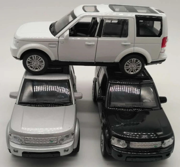 

1:32 Scale Diecast Alloy Metal Car Model For Discovery 4 Model Powerful Pull Back With Sound Light Toys Car Collection