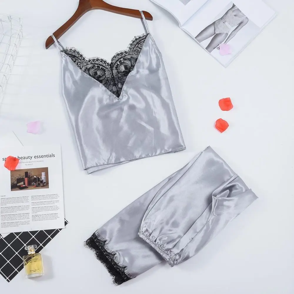 

Spaghetti Strap Printing Lace Sexy Women Pajamas V-Neck With Pad Female Summer Pajama Set Summer Fashion Female Sleepwear 2019